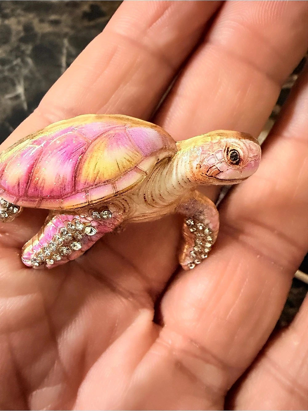 Pink & Gold Turtle Brooch - Picture 2 of 4